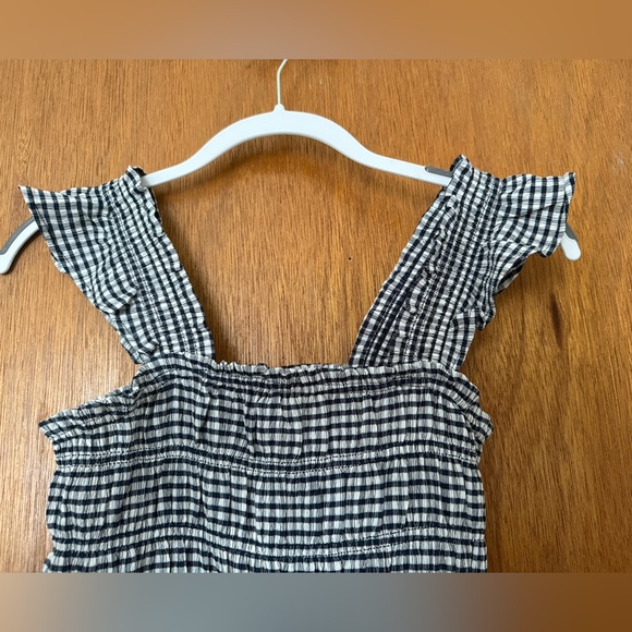 Gingham Checkered Dress with ruffle sleeves - Picture 3 of 4